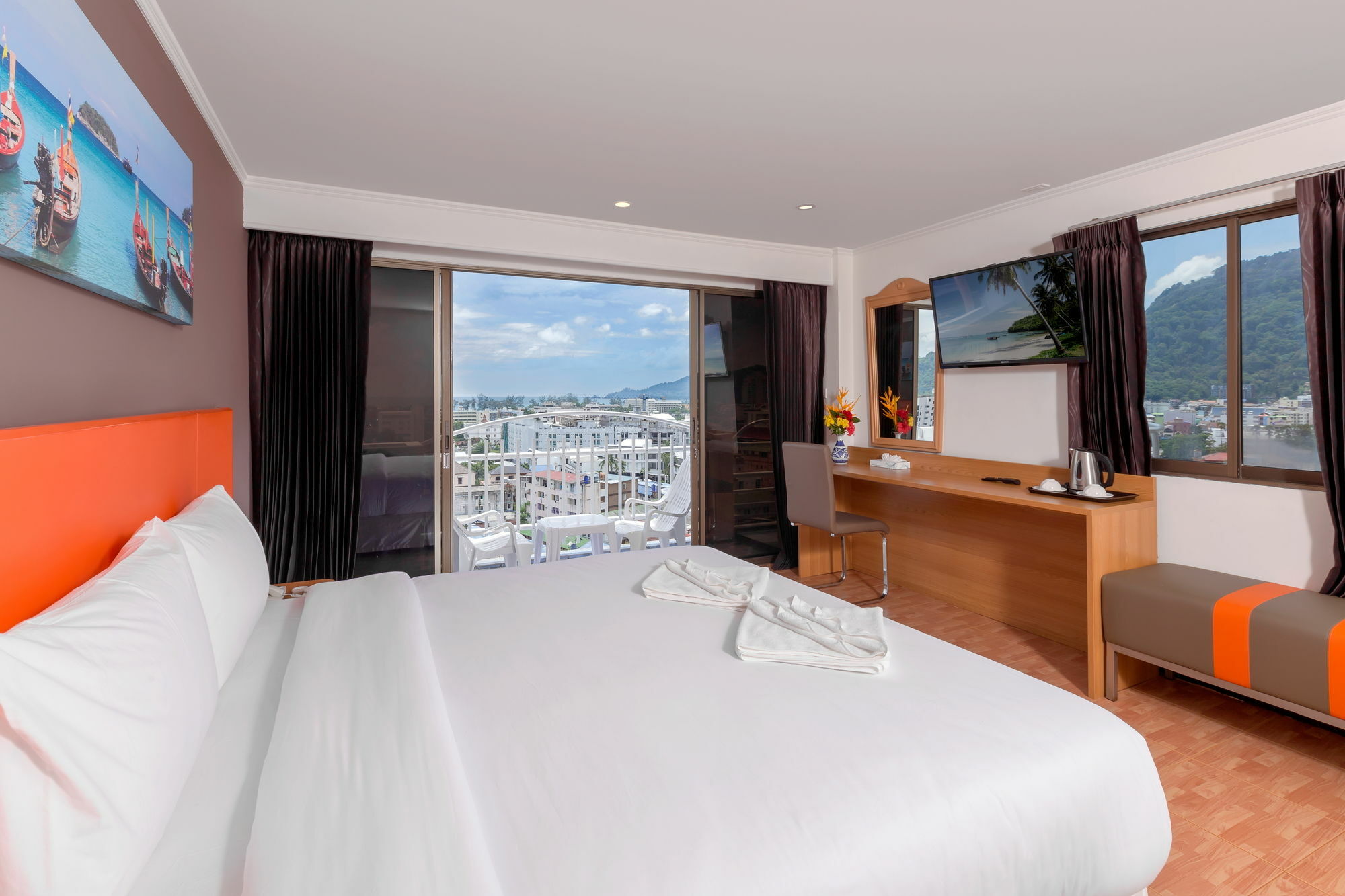 Patong 7Days Premium Hotel Phuket Exteriör bild
