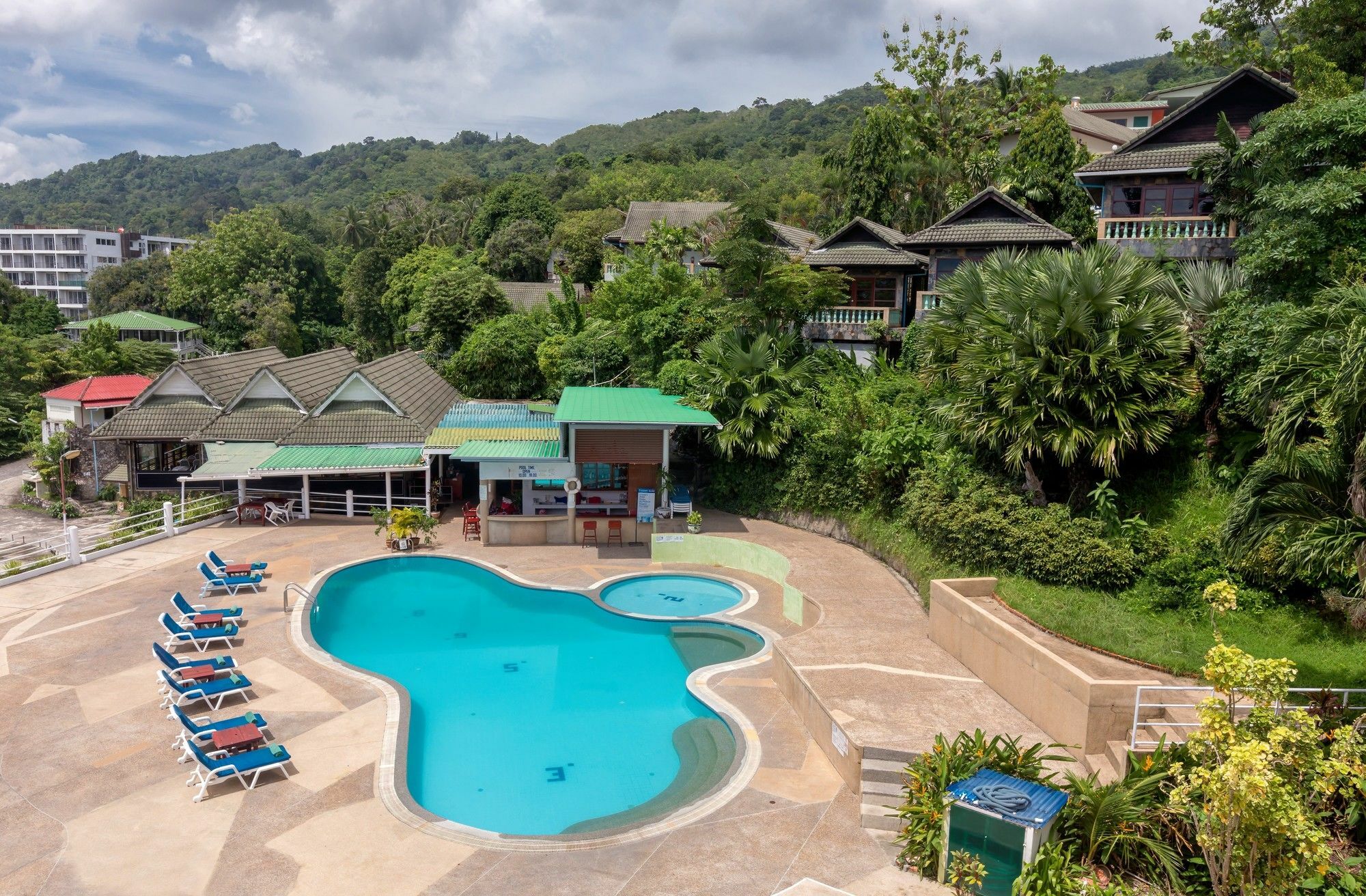 Patong 7Days Premium Hotel Phuket Exteriör bild